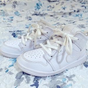 Boys Air Jordan 1 Mid TD “Triple White” Size 10C